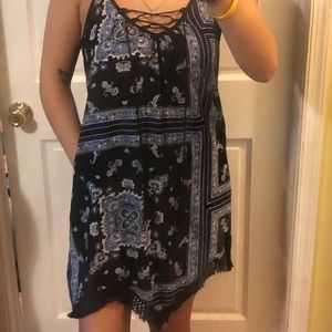 Flowy dress with pockets
